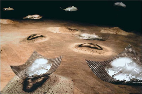 Nadezhda Lyachova, Tale Without End , Museum of the Book, Lód·, 2000