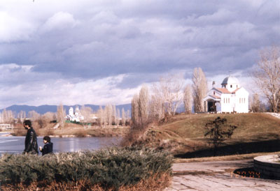 1. Църква “Св. Преп. Наум Охридски” и параклис “Св. Въведение Богородично” в жк Дружба, София