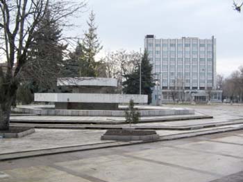 Па тава а отново площадът, от друг аспект, така да са каже